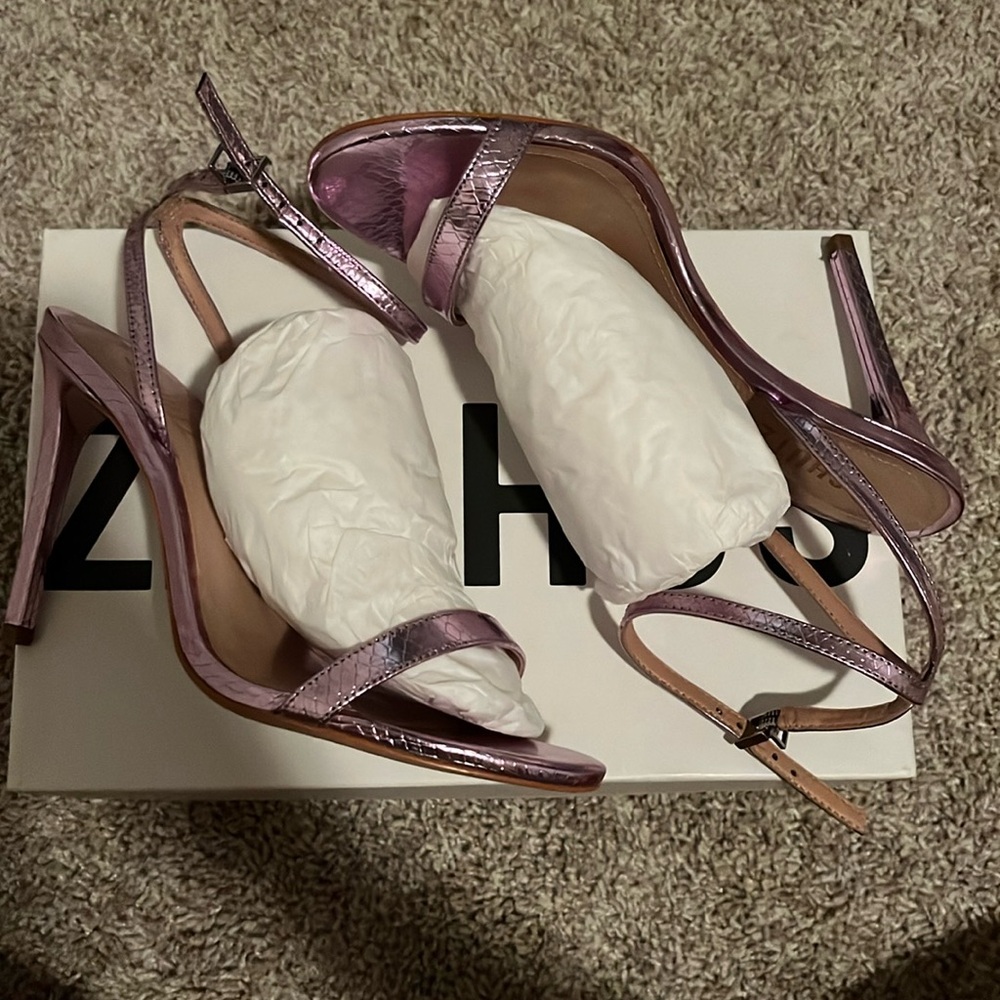 Metallic purple schutz heels - Picture 1 of 5